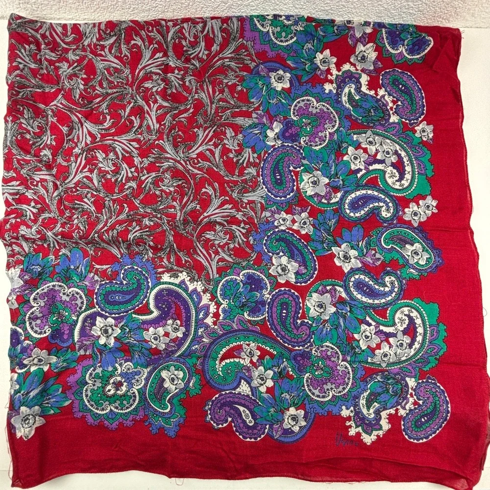 Vera Scarf Womens OS Red Paisley Floral Rayon Made in Italy 44x45 Inches Vintage